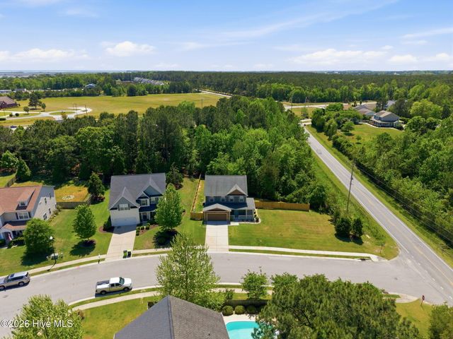 317 Sand Grove Drive, Swansboro, NC 28584
