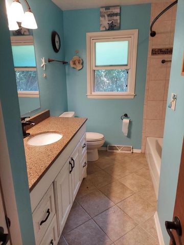2465 Lionel COURT, Brookfield, WI 53045