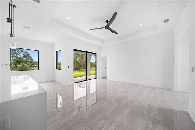 3371 Meadow Rd, Lehigh Acres, FL 33974