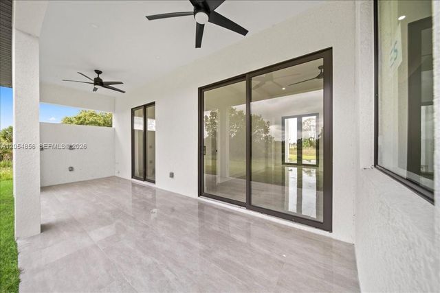3371 Meadow Rd, Lehigh Acres, FL 33974