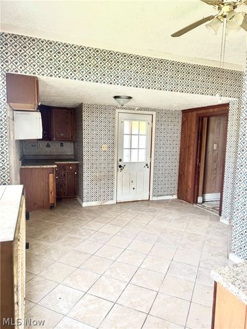 4300 7th Avenue, Vienna, WV 26105
