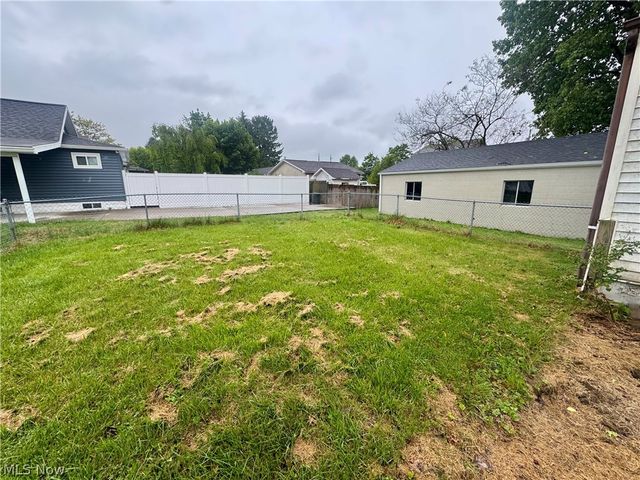 4300 7th Avenue, Vienna, WV 26105