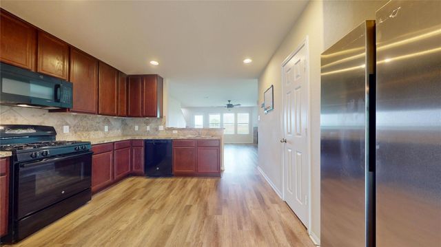 2102 Red Cedar Trail, Rosenberg, TX 77471