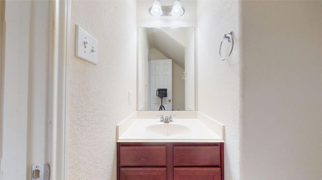 2102 Red Cedar Trail, Rosenberg, TX 77471
