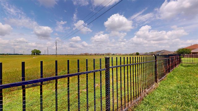2102 Red Cedar Trail, Rosenberg, TX 77471