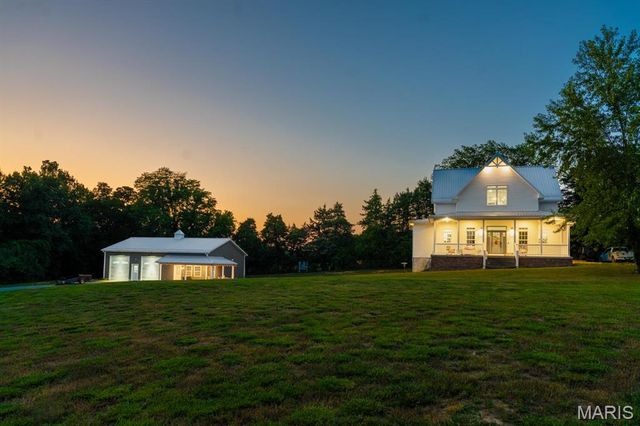 1335 Thomas Drive, Rolla, MO 65401