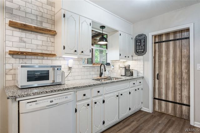 169 Concord Highland Drive, Bessemer, AL 35022