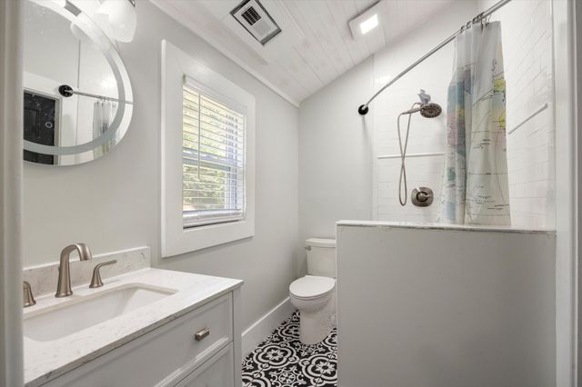 513 W Bell Avenue, Chattanooga, TN 37405