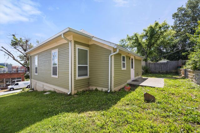513 W Bell Avenue, Chattanooga, TN 37405