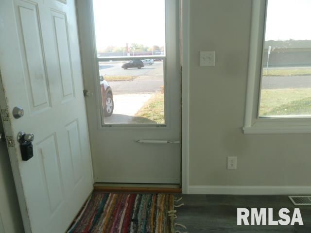 3014 N RENWOOD Avenue, Peoria, IL 61604