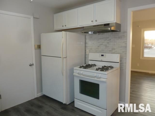 3014 N RENWOOD Avenue, Peoria, IL 61604