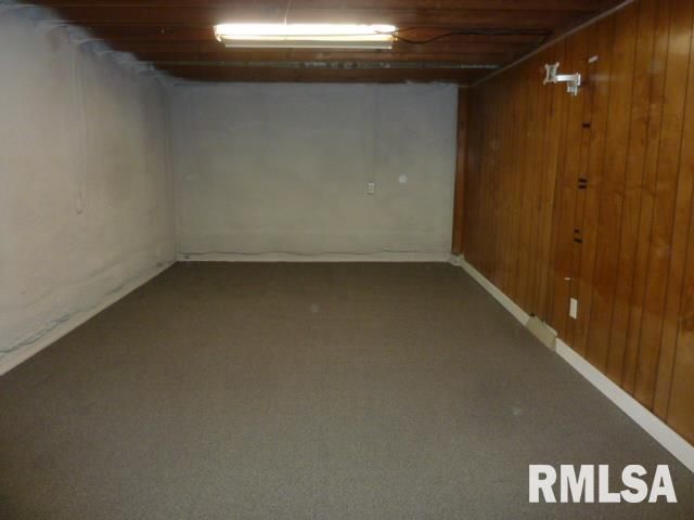 3014 N RENWOOD Avenue, Peoria, IL 61604