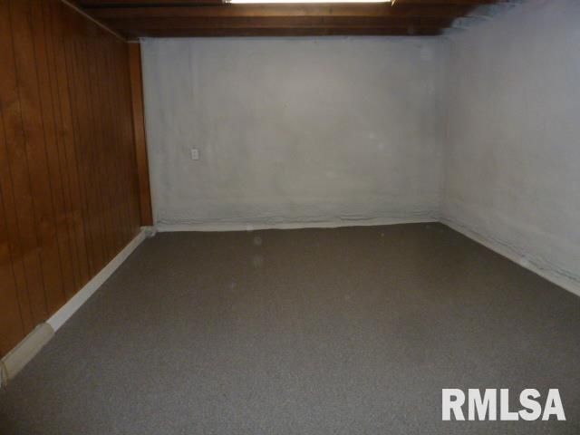 3014 N RENWOOD Avenue, Peoria, IL 61604