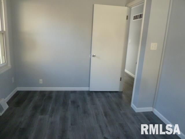 3014 N RENWOOD Avenue, Peoria, IL 61604