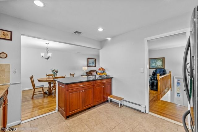 305 W Point Ave, Franklin Twp., NJ 08873