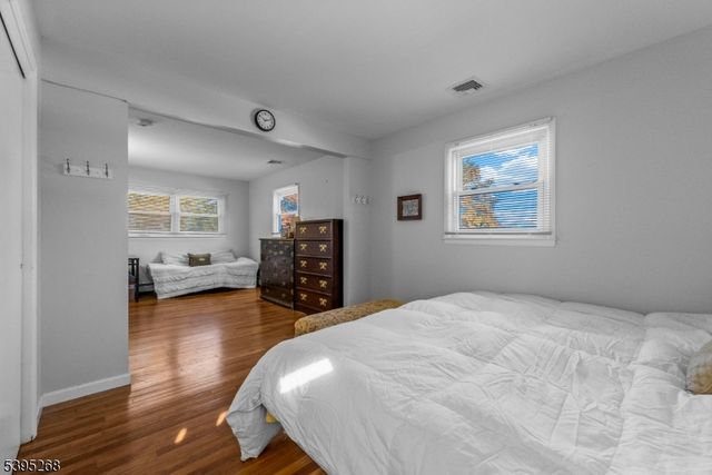 305 W Point Ave, Franklin Twp., NJ 08873