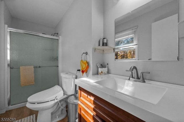 305 W Point Ave, Franklin Twp., NJ 08873