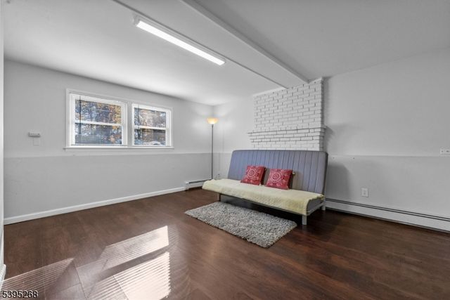 305 W Point Ave, Franklin Twp., NJ 08873