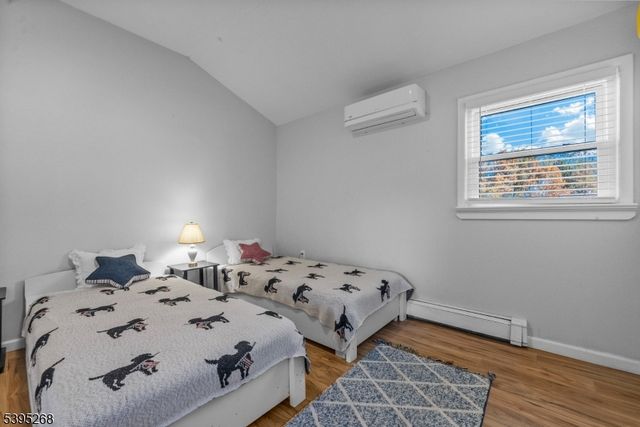 305 W Point Ave, Franklin Twp., NJ 08873