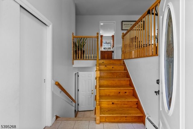 305 W Point Ave, Franklin Twp., NJ 08873