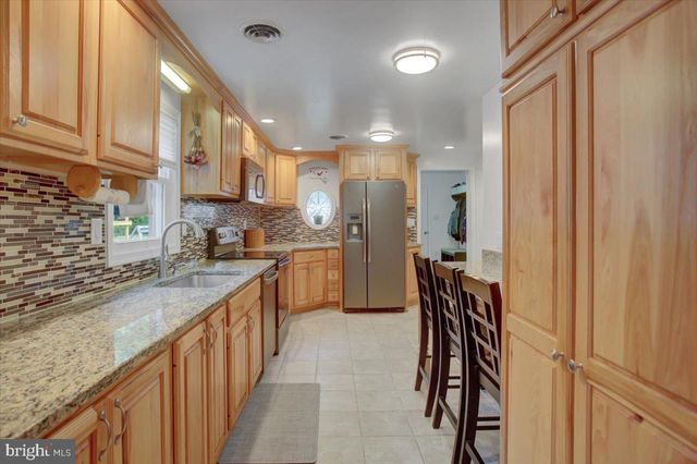 15365 WINGERTON RD, Greencastle, PA 17225