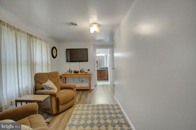 15365 WINGERTON RD, Greencastle, PA 17225