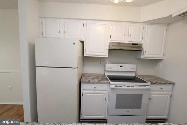 1915 ASPEN DRIVE, Plainsboro, NJ 08536