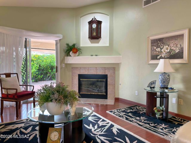 1966 W Cholla Vista Drive, Tucson, AZ 85704