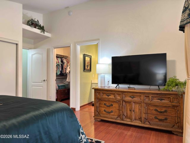 1966 W Cholla Vista Drive, Tucson, AZ 85704