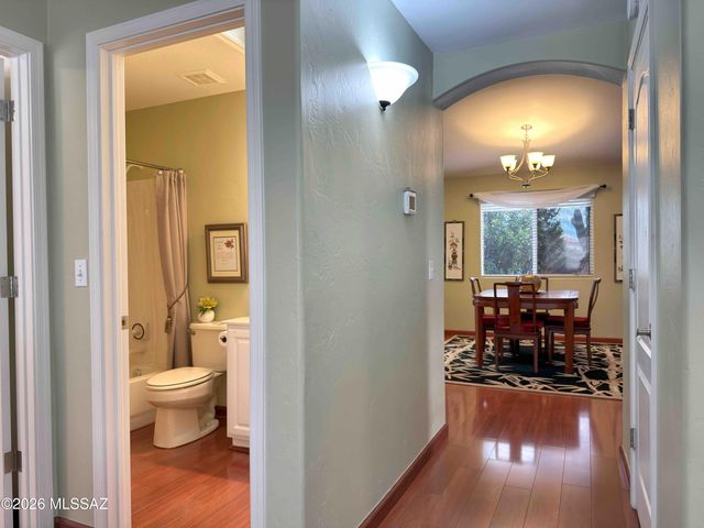 1966 W Cholla Vista Drive, Tucson, AZ 85704