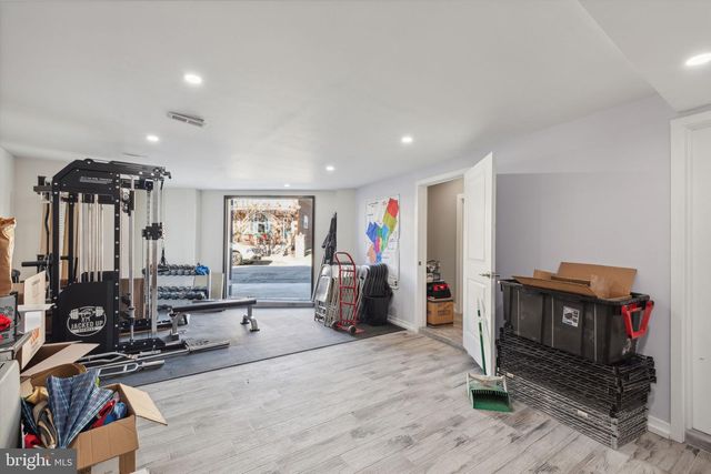 5460 RIDGE AVE, Philadelphia, PA 19128