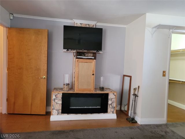 4054 Crete Lane D, Las Vegas, NV 89103