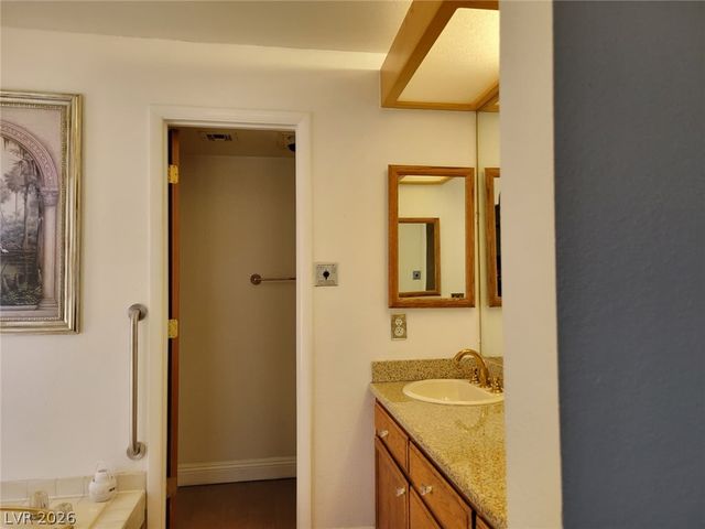 4054 Crete Lane D, Las Vegas, NV 89103