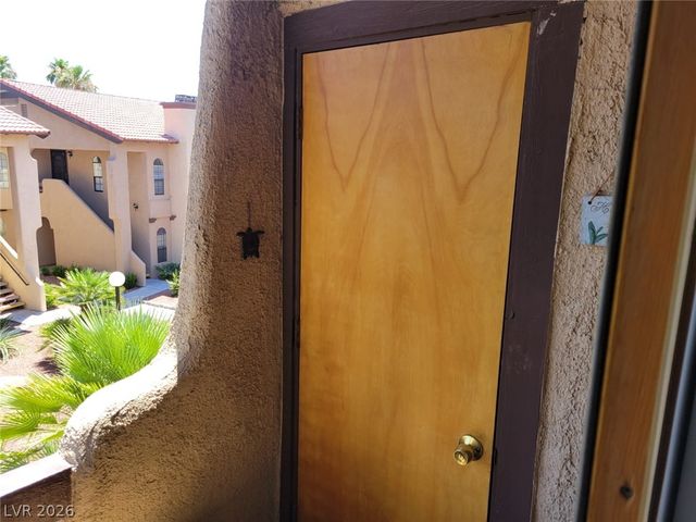 4054 Crete Lane D, Las Vegas, NV 89103