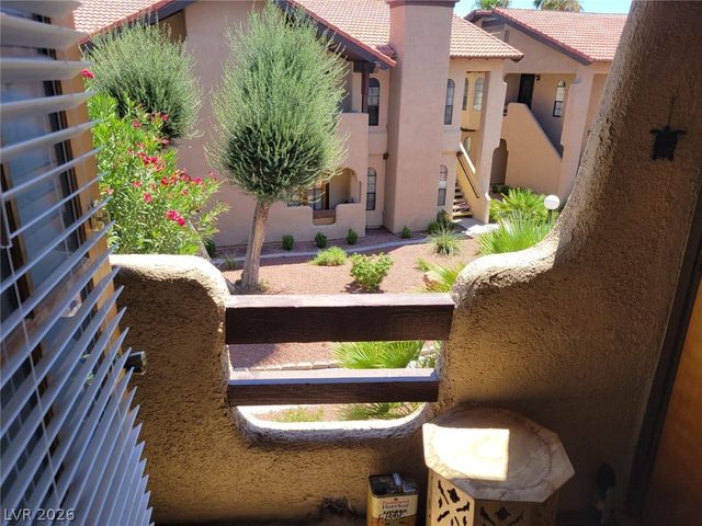 4054 Crete Lane D, Las Vegas, NV 89103