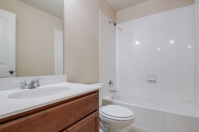 2046 Enchanted Rock Drive, Forney, TX 75126