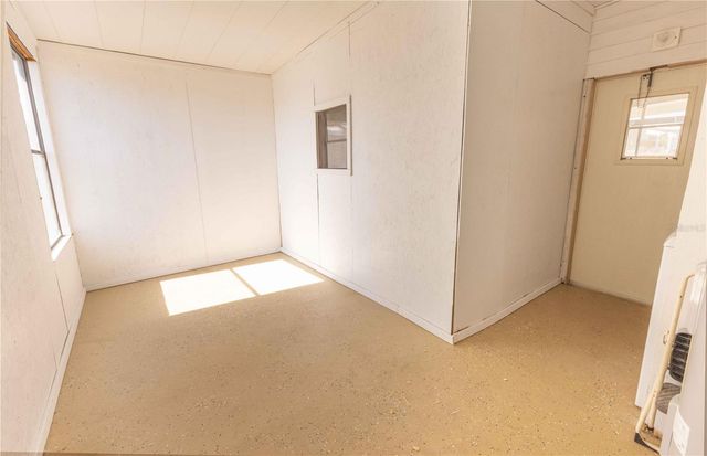 615 TRACY DRIVE, Lady Lake, FL 32159