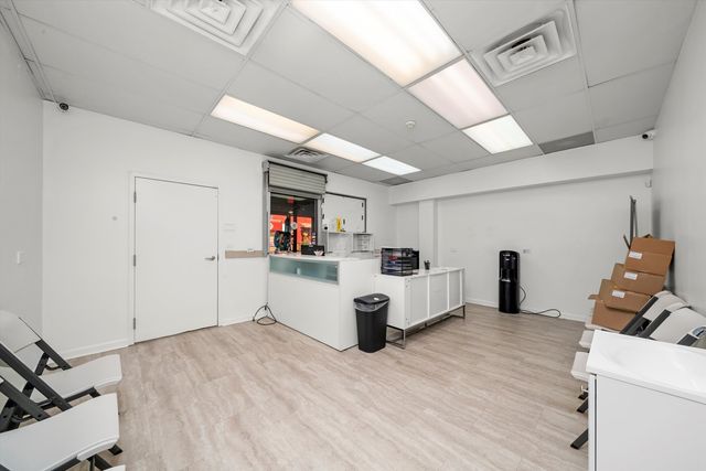 2859 S pulaski Road, Chicago, IL 60623
