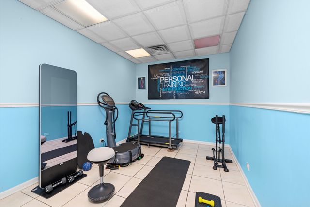 2859 S pulaski Road, Chicago, IL 60623