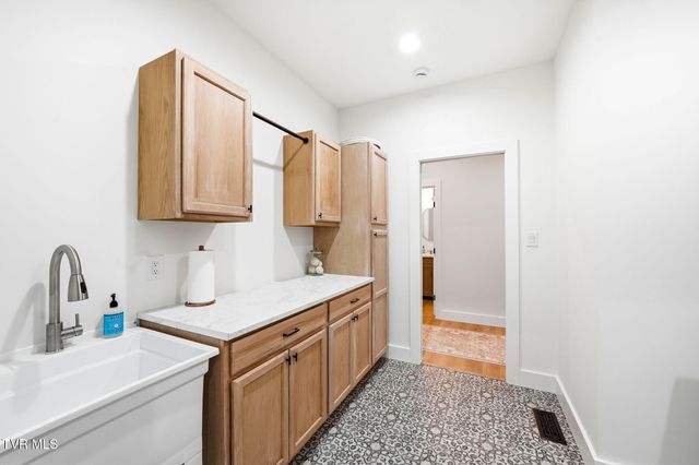 173 Telford New Victory Road, Telford, TN 37690