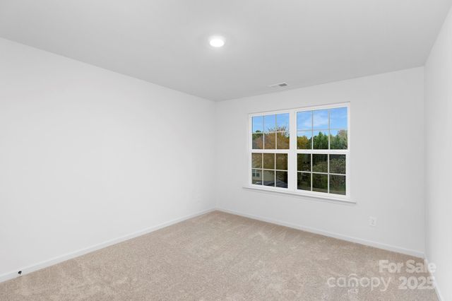 537 Dawn Circle, Charlotte, NC 28213