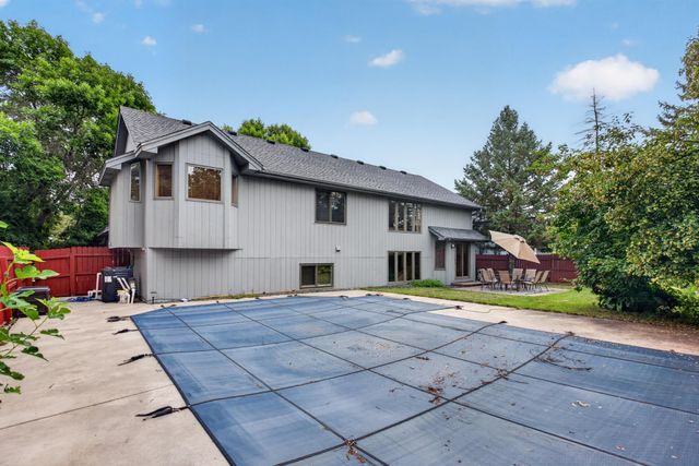 2117 Edinbrook Terrace, Brooklyn Park, MN 55443