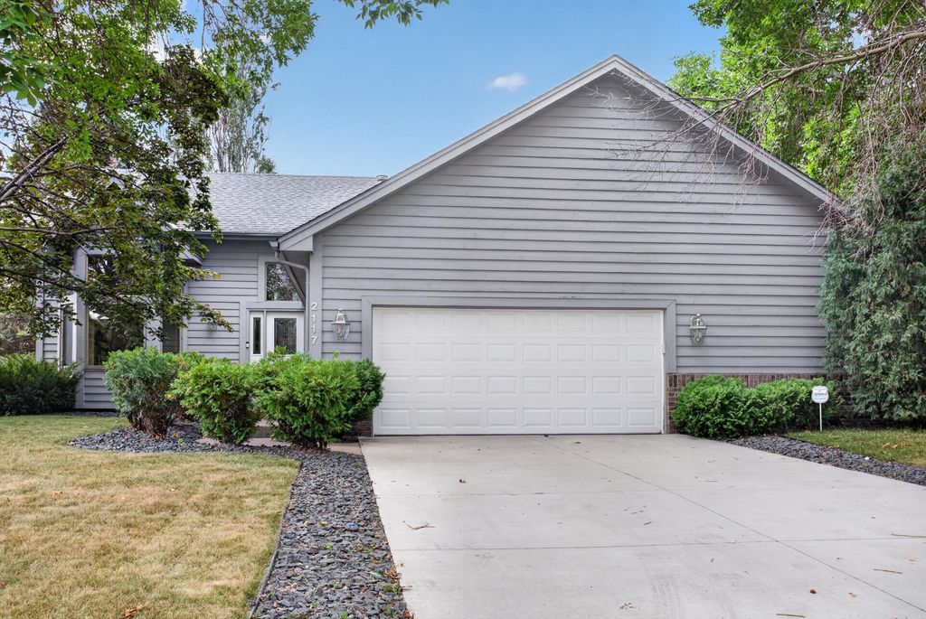 2117 Edinbrook Terrace, Brooklyn Park, MN 55443