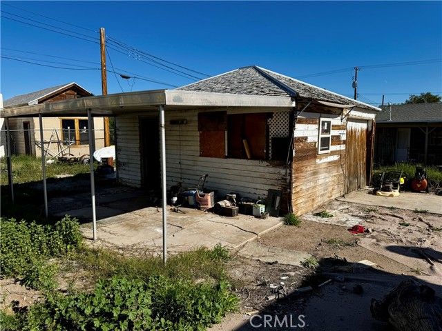 310 Walnut, Needles, CA 92363