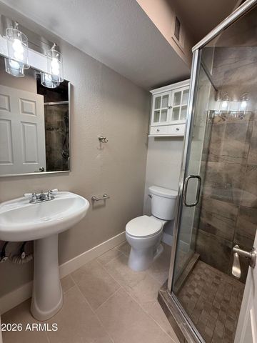 2340 E Isabella Avenue, Mesa, AZ 85204