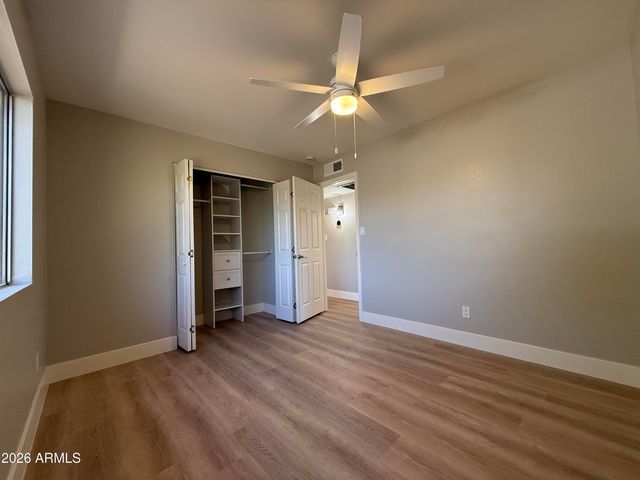 2340 E Isabella Avenue, Mesa, AZ 85204