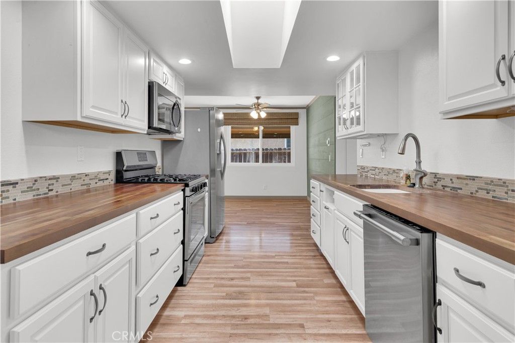 Image 14 of property listing at 614 Brookhill Drive, Paso Robles, CA 93446