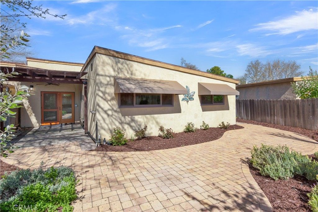 Image 30 of property listing at 614 Brookhill Drive, Paso Robles, CA 93446