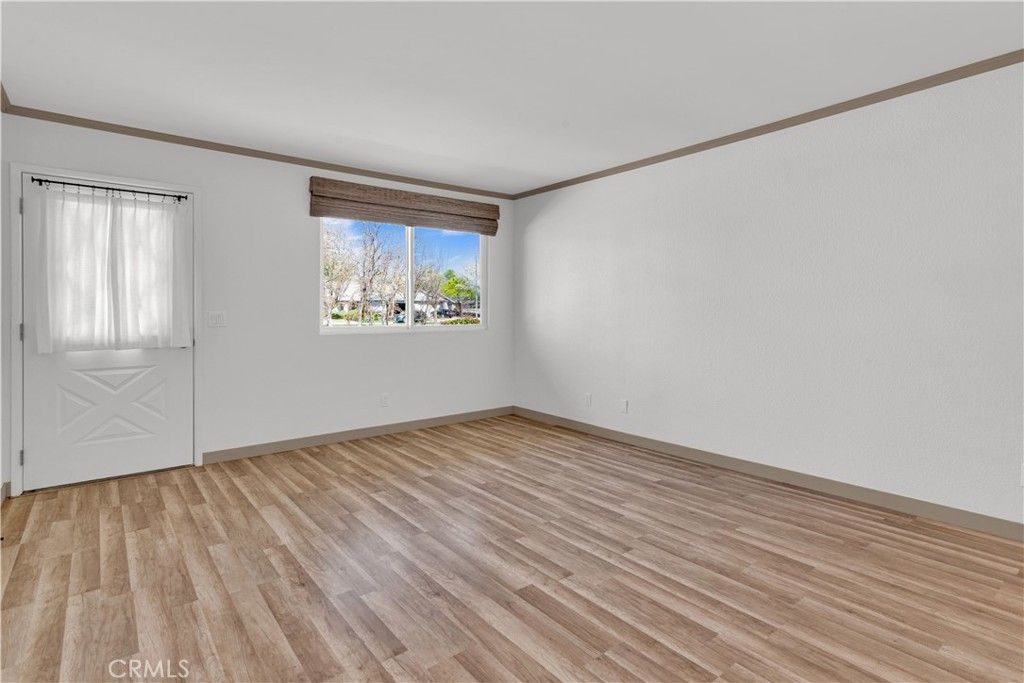 Image 5 of property listing at 614 Brookhill Drive, Paso Robles, CA 93446