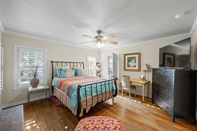 2021 Travis Heights BLVD 1002, Austin, TX 78704